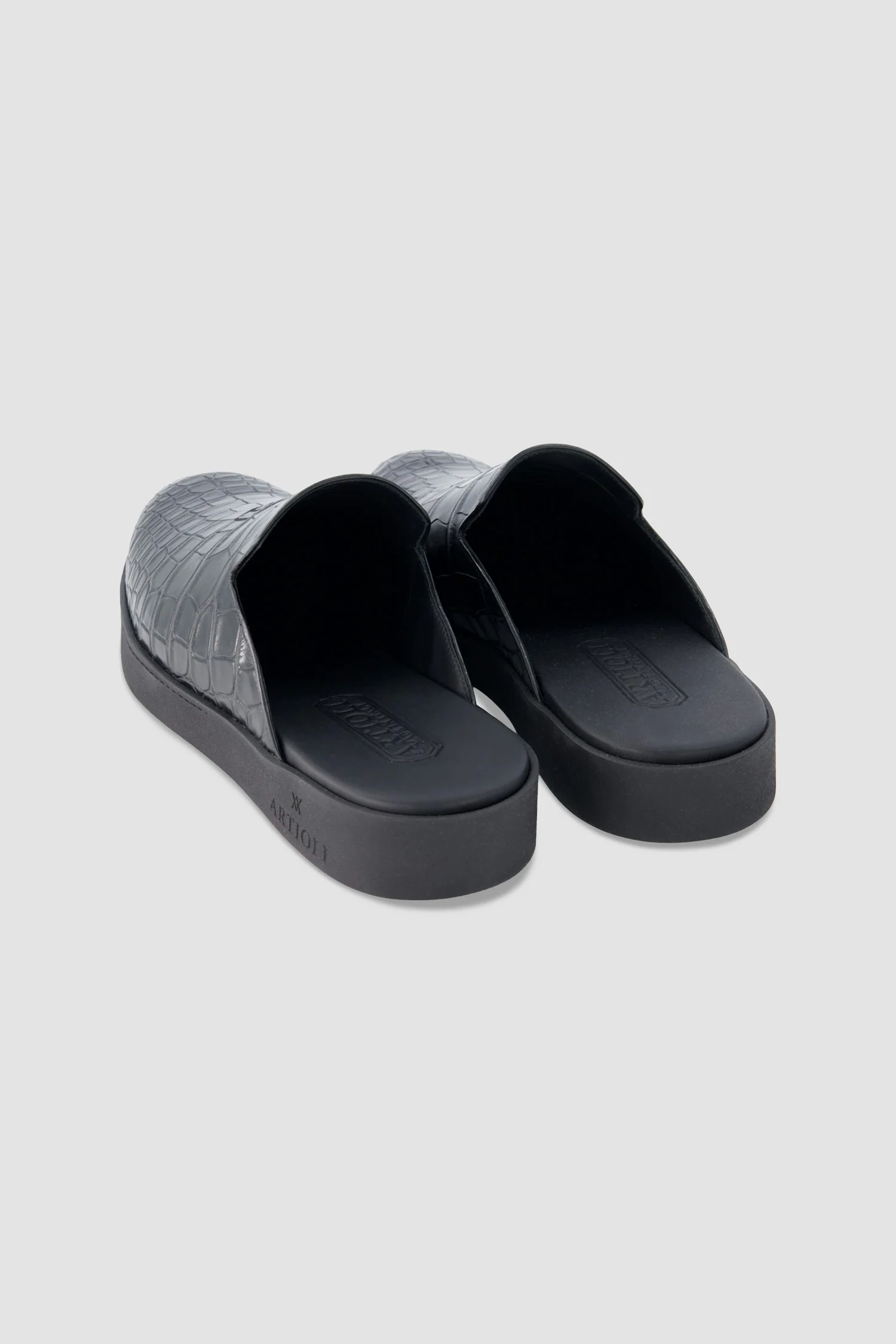 Artioli Black Alligator Mule Slip Ons - Image 5