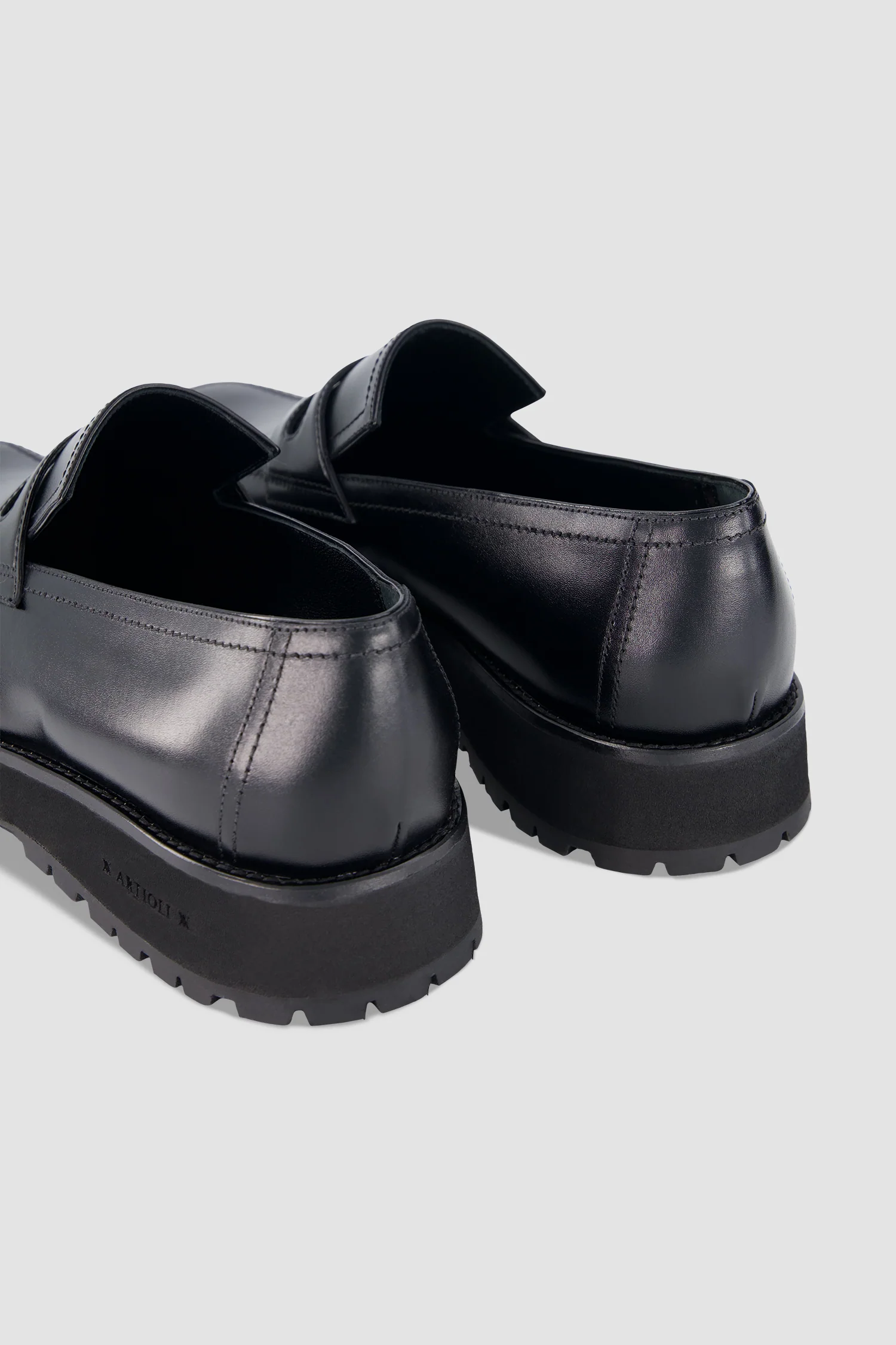 Artioli Black Leather Loafers - Image 4