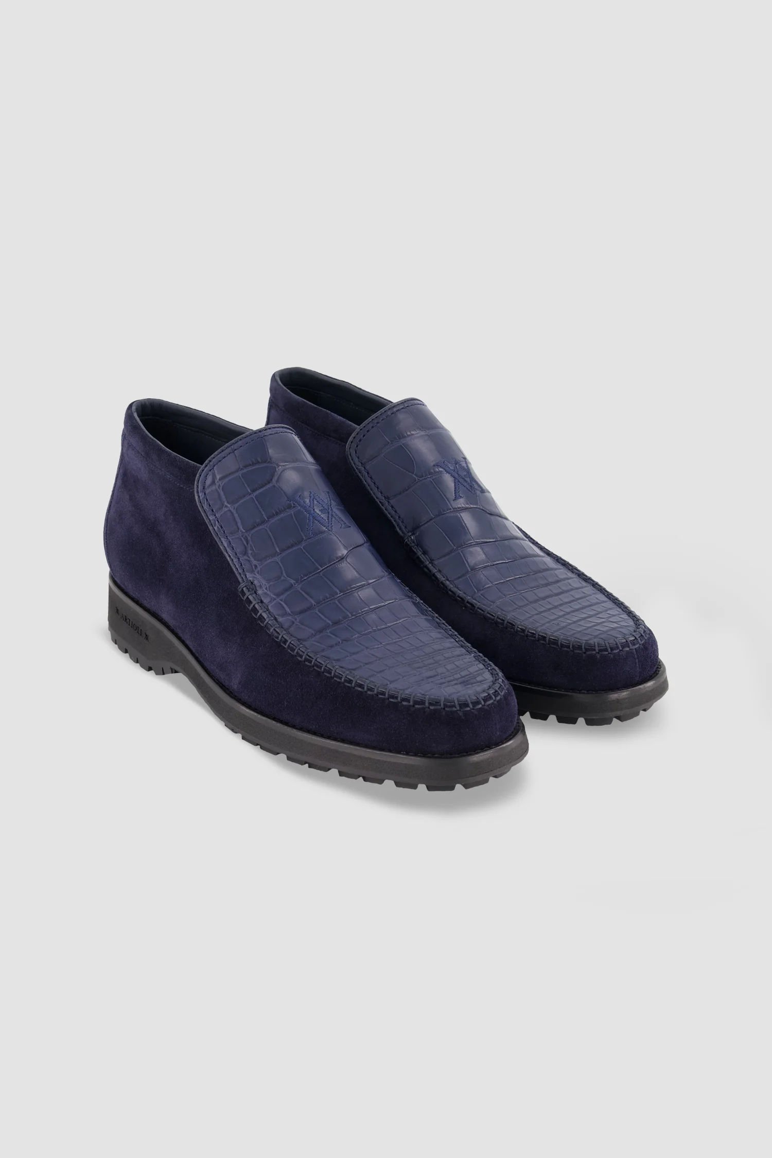 Artioli Blue Suede and Alligator Ankleboot - Image 3