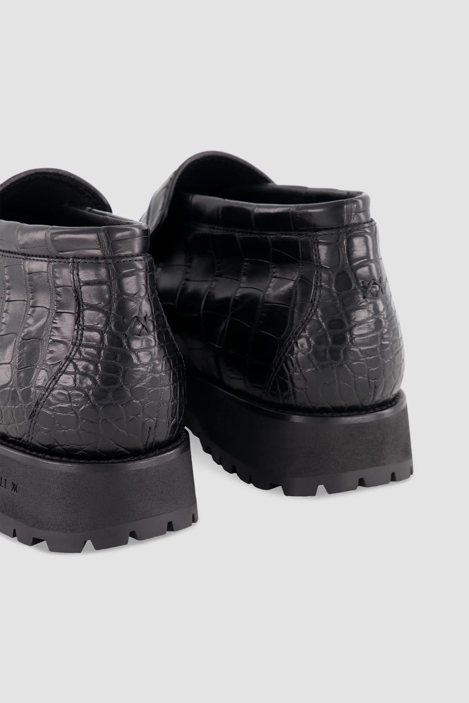 Artioli Black Full Alligator Ankleboot - Image 5