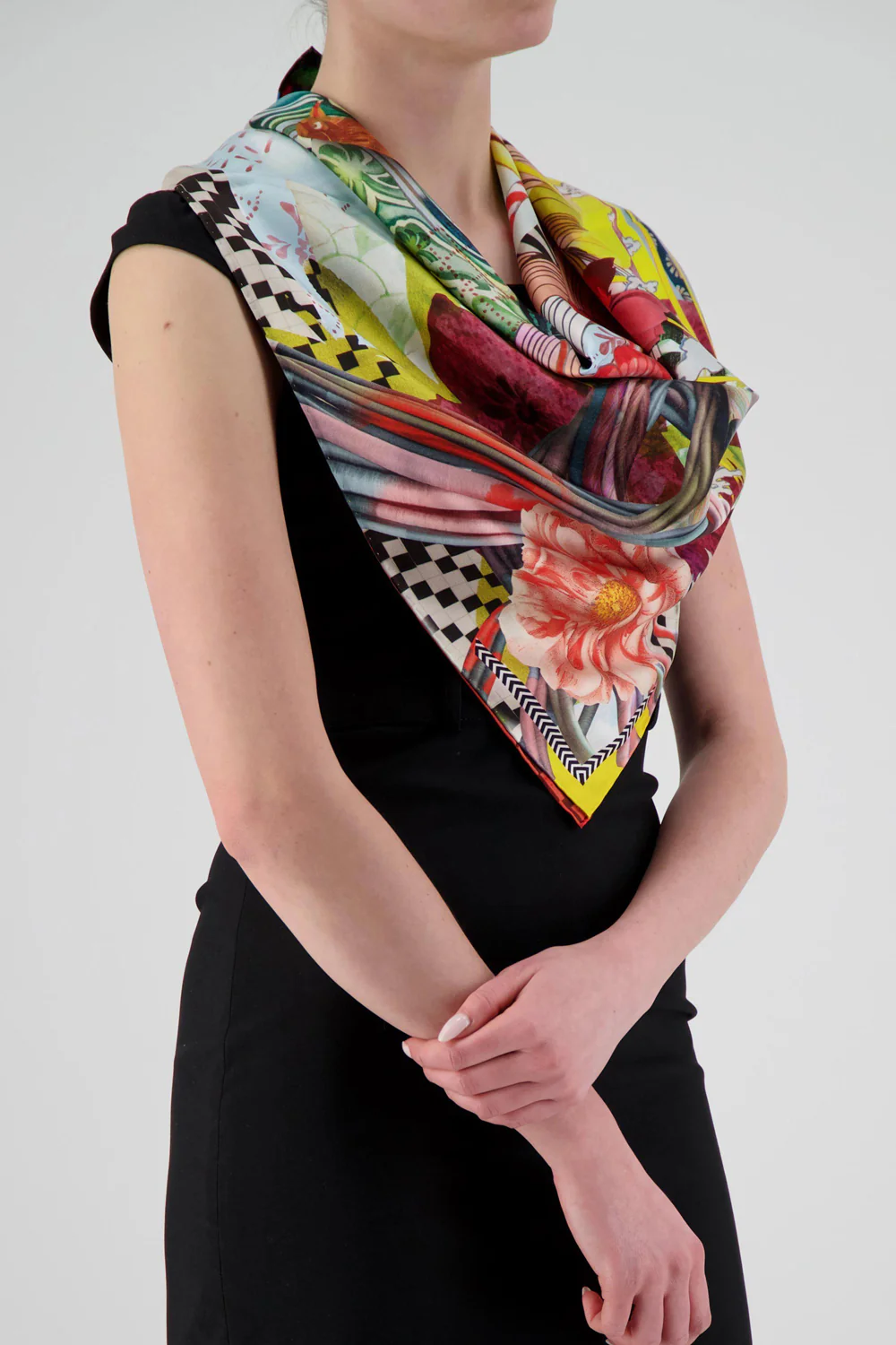 Christian Lacroix Multicolor Dragonera 1 - Image 2