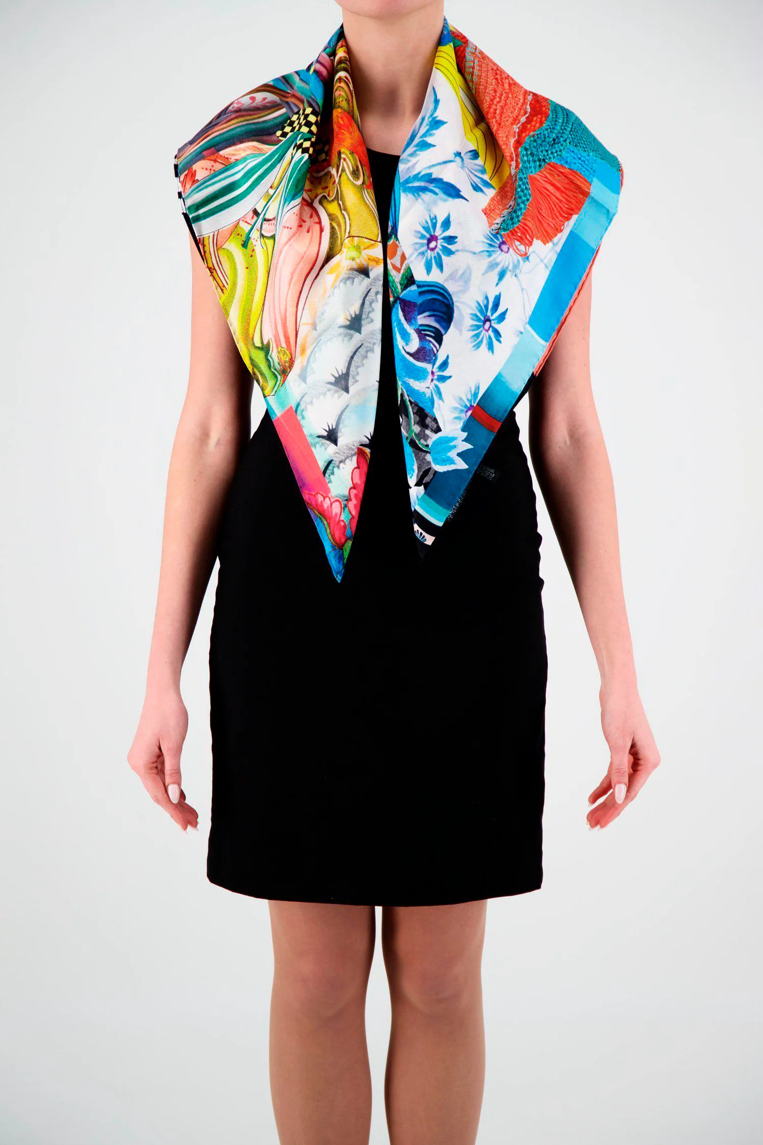 Christian Lacroix Multicolor Dragonera 2 - Image 4