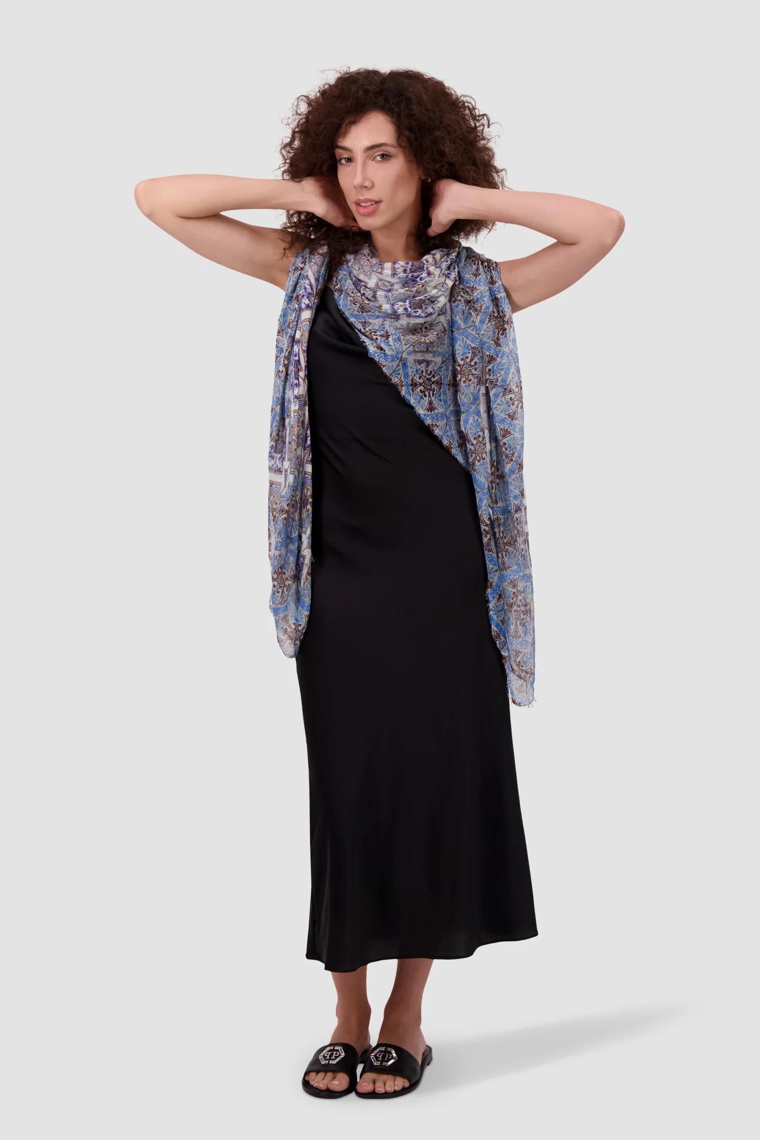 Faliero Sarti Blue Richard - Image 3