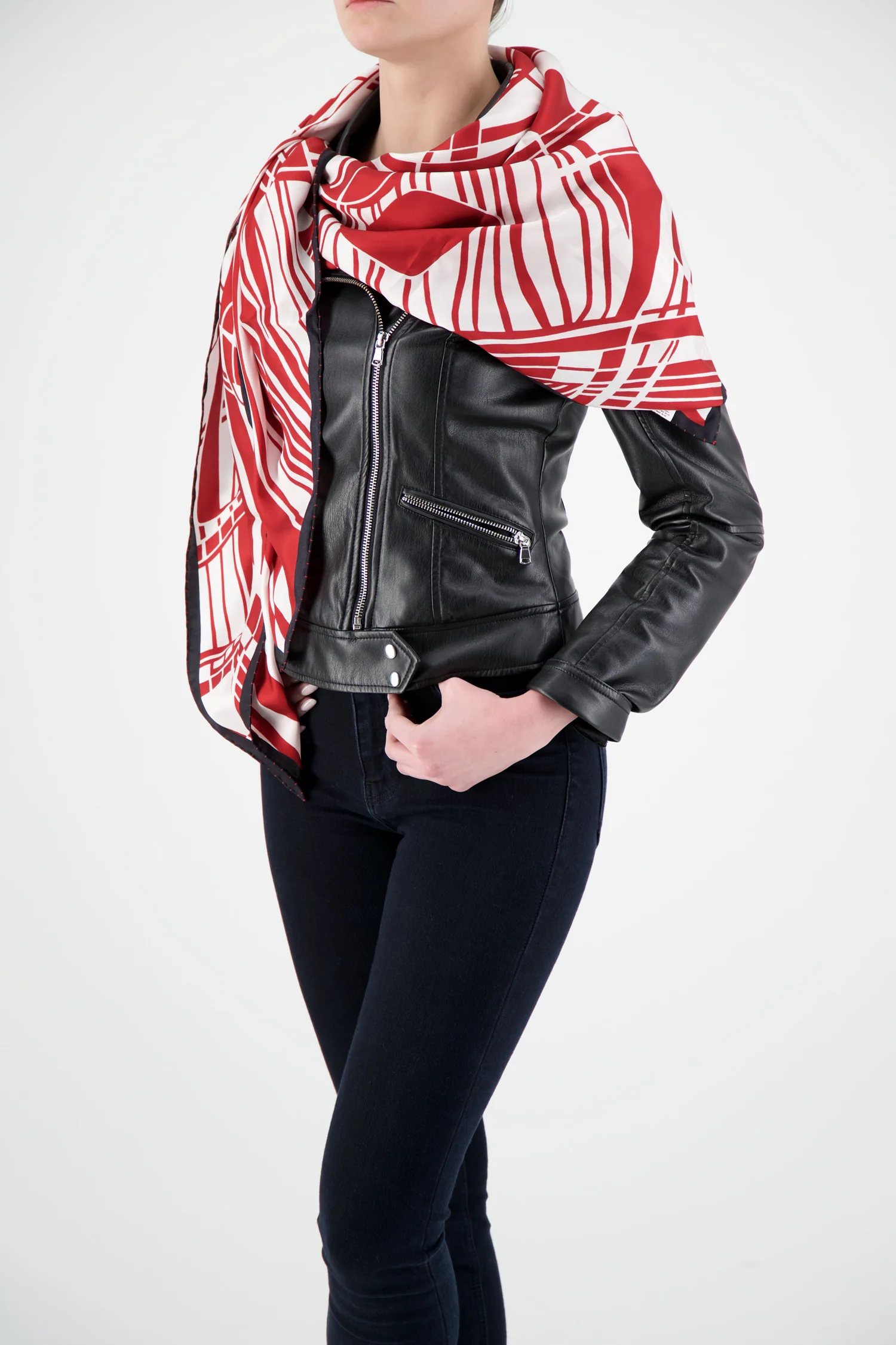 Faliero Sarti Red/White Gimbo - Image 2
