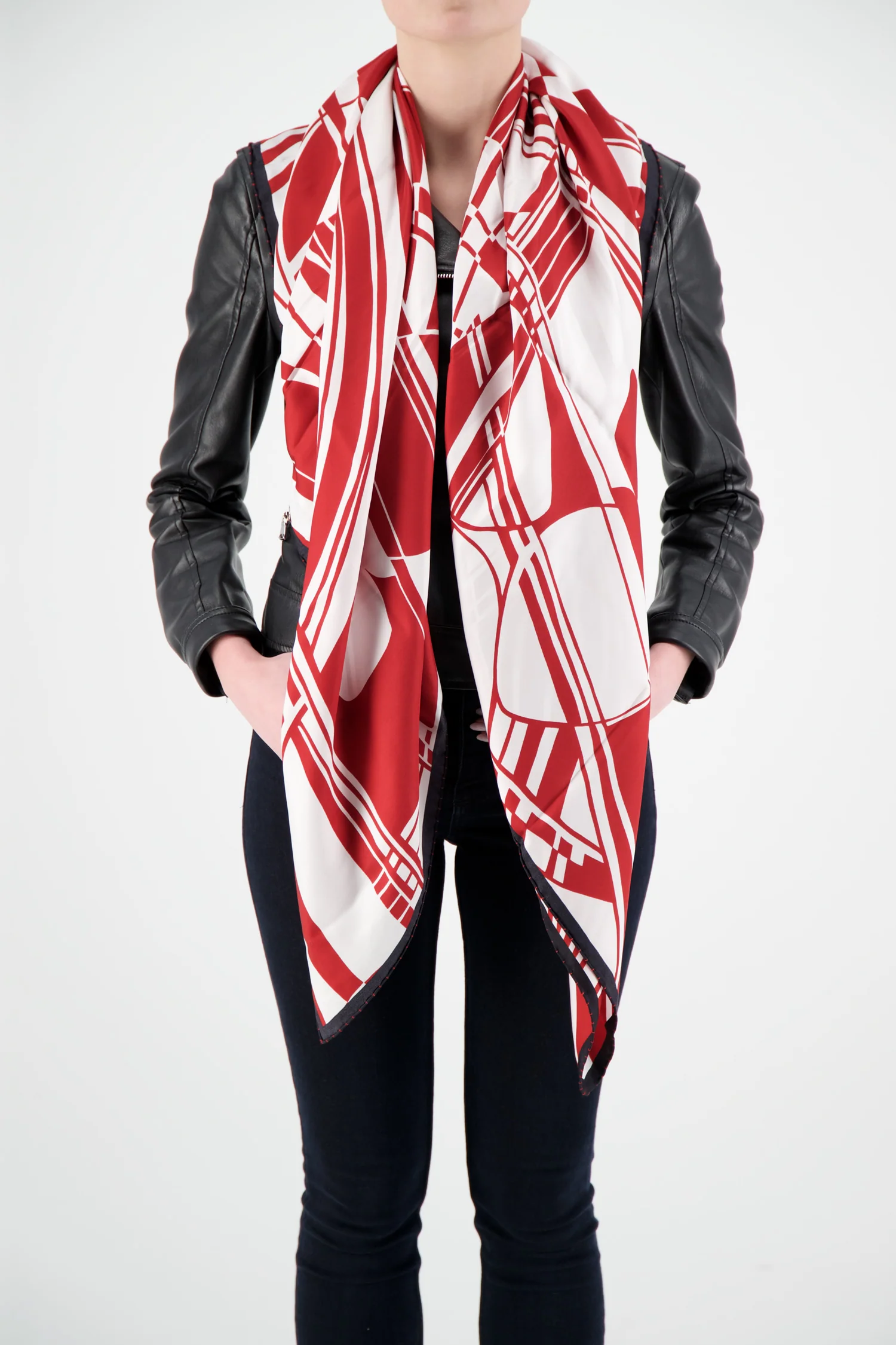 Faliero Sarti Red/White Gimbo - Image 4