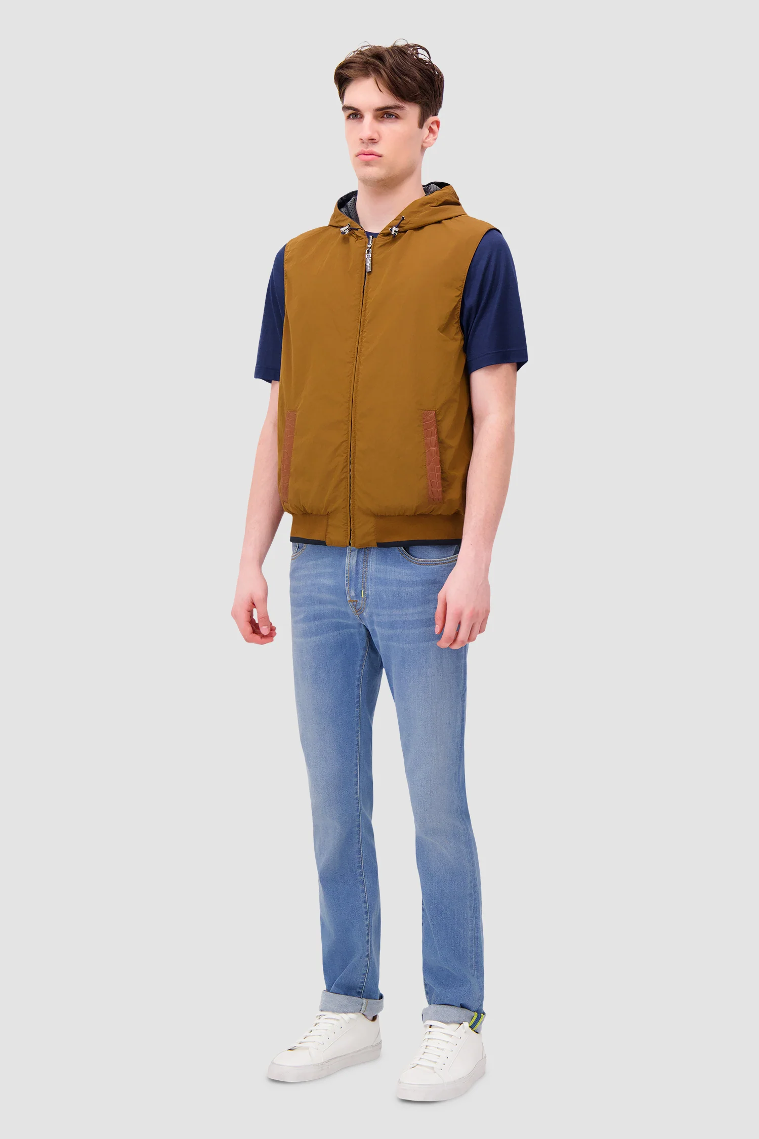 Hettabretz Navy/Brown Reversible Vest - Image 7