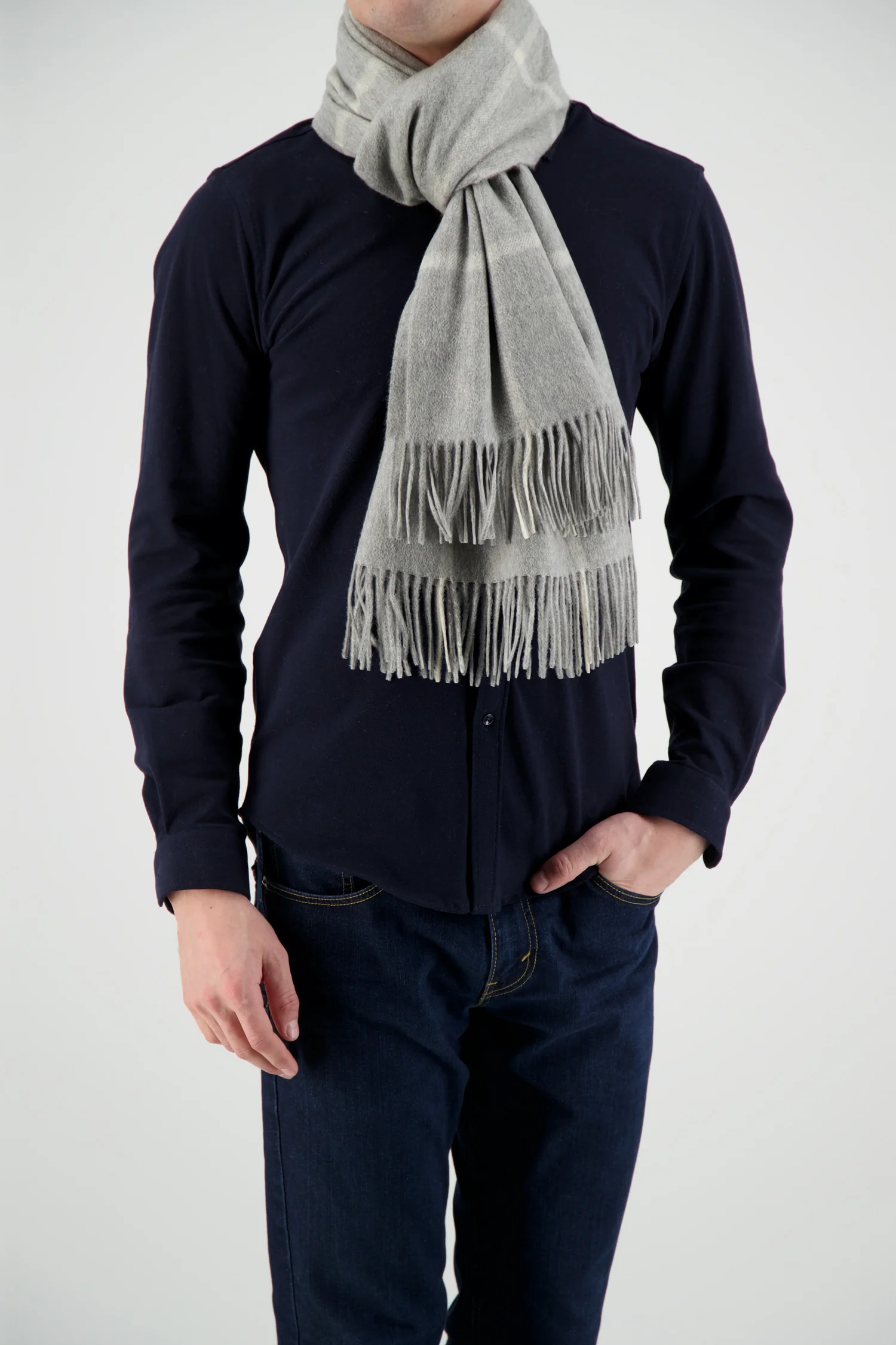 Joshua Ellis Grey Scarf - Image 4