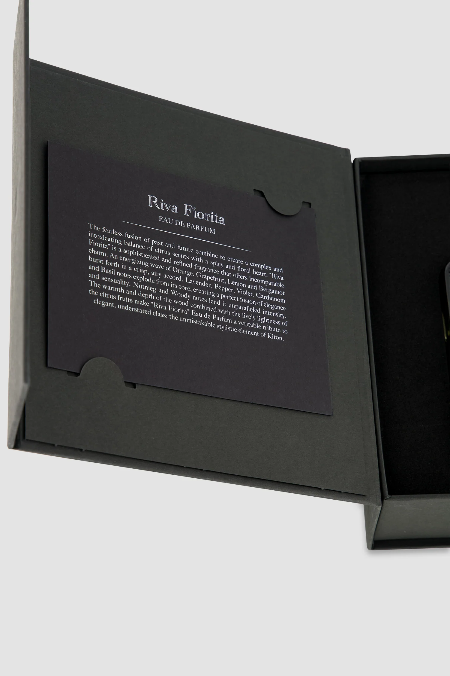 Kiton Riva Fiorita Perfume - Image 6