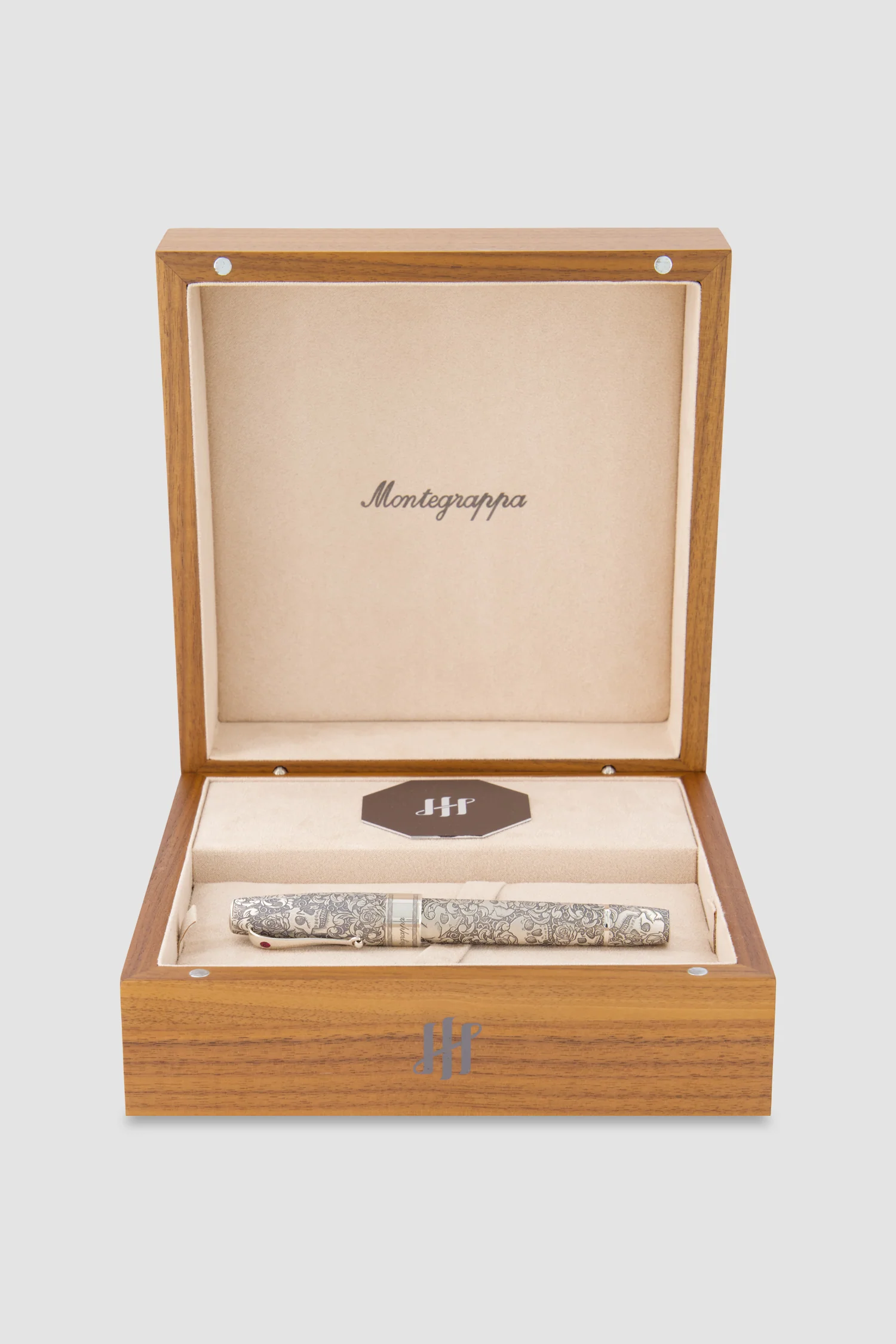 Montegrappa Skulls and Roses Limited Edition Rollerball - Image 3