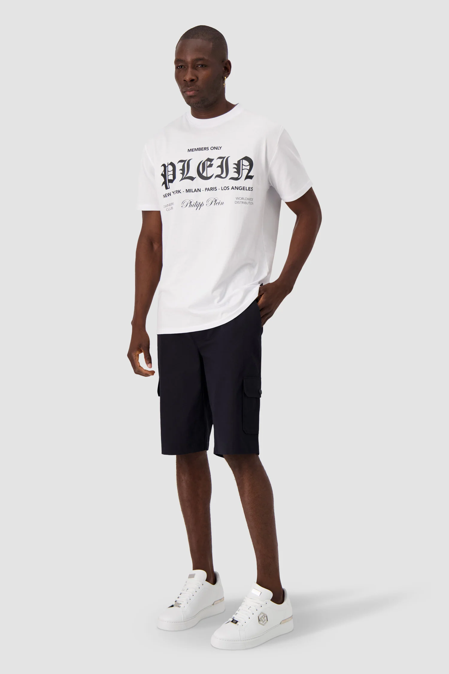 Philipp Plein Black Cargo Shorts - Image 6