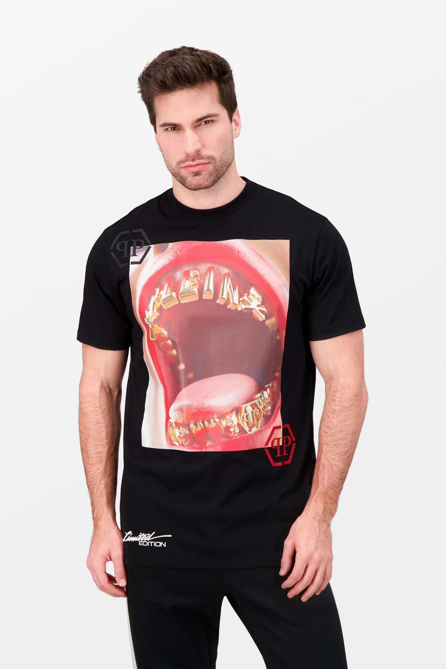 Philipp Plein Black Round Neck Limited SS PP Lips T-Shirt - Image 6