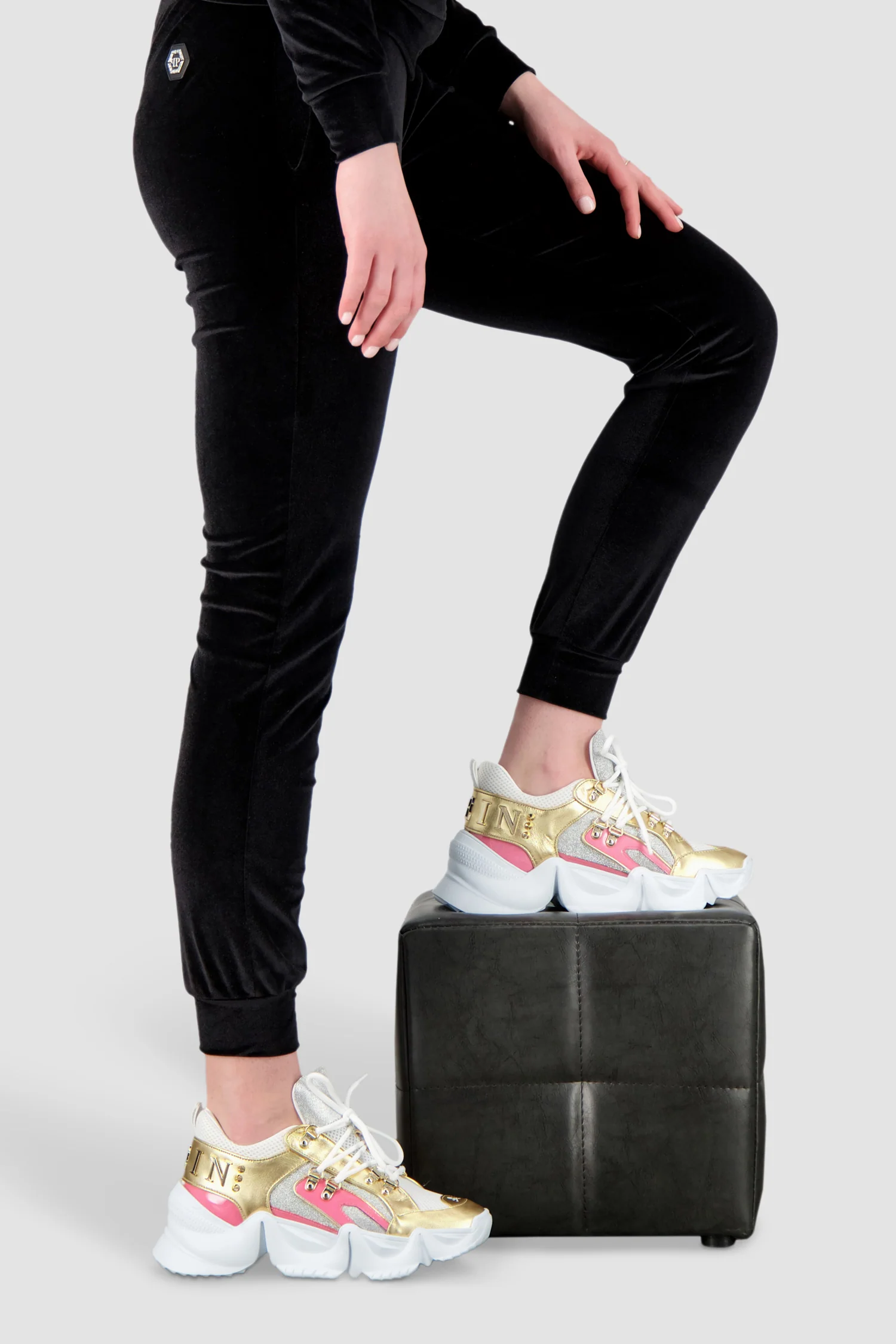 Philipp Plein Gold/Pink Crystal Sneakers - Image 3