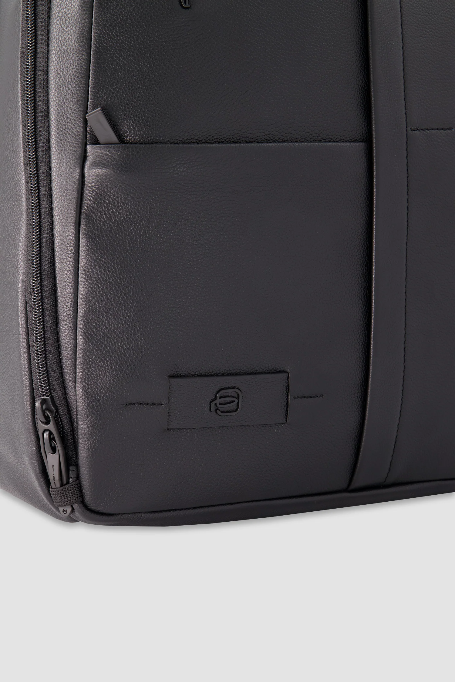 Piquadro Black 13" Laptop Backpack - Image 7