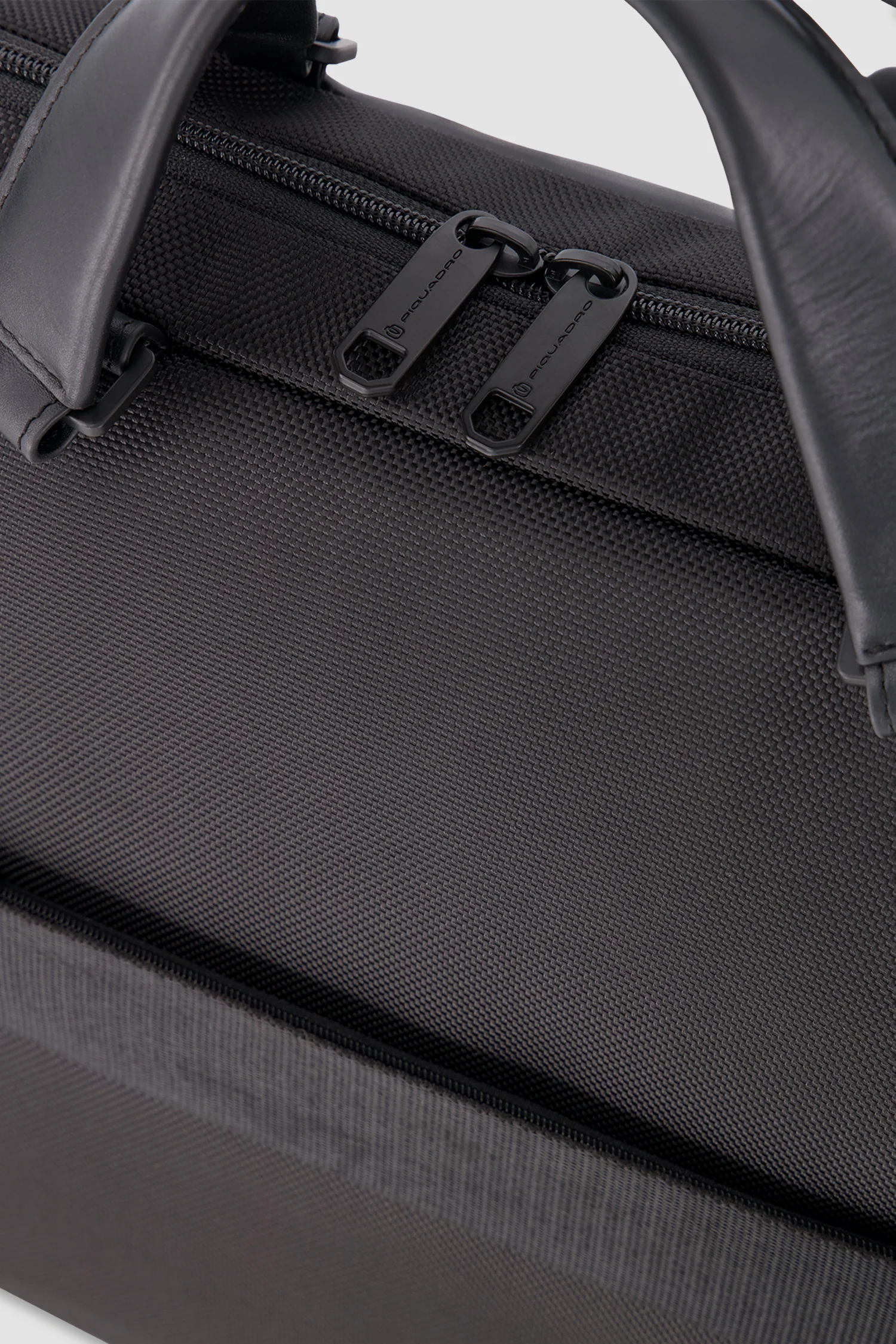 Piquadro Black 15.6" Laptop Bag - Image 6
