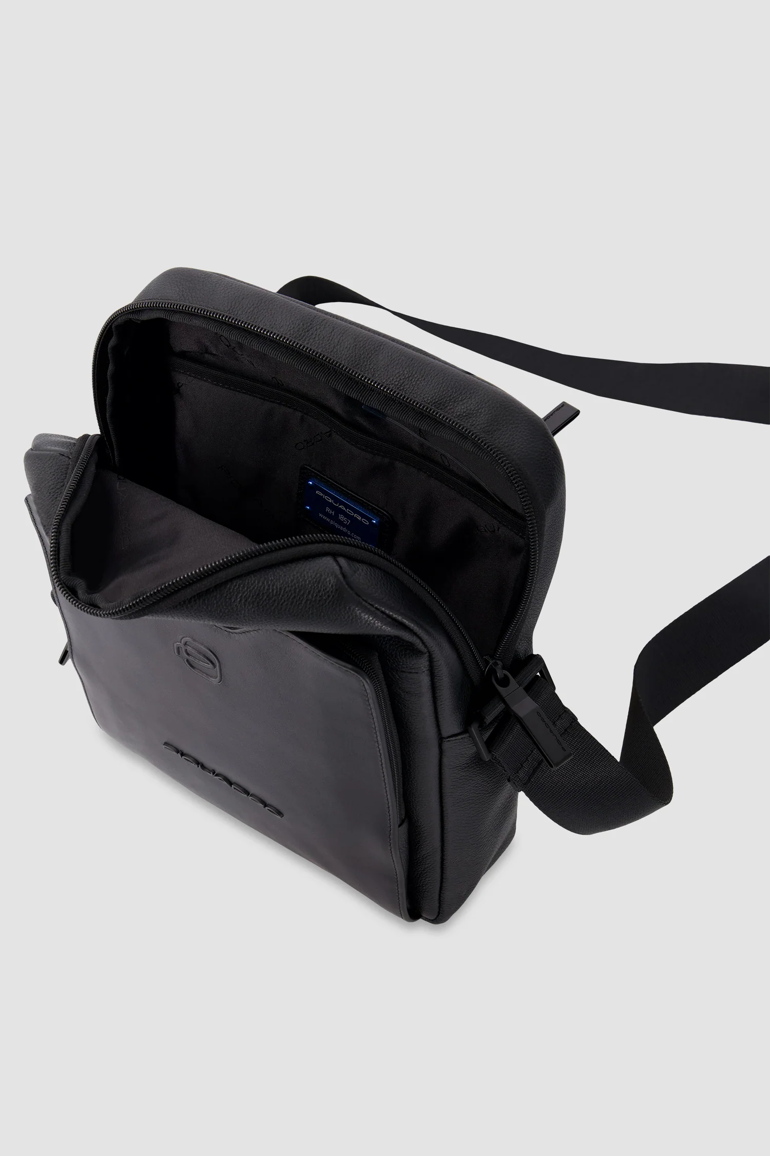 Piquadro Black Crossbody iPad Bag - Image 4