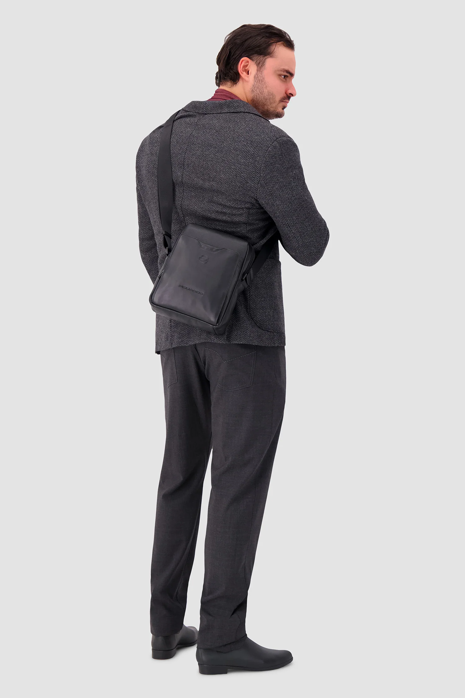 Piquadro Black Crossbody iPad Bag - Image 6