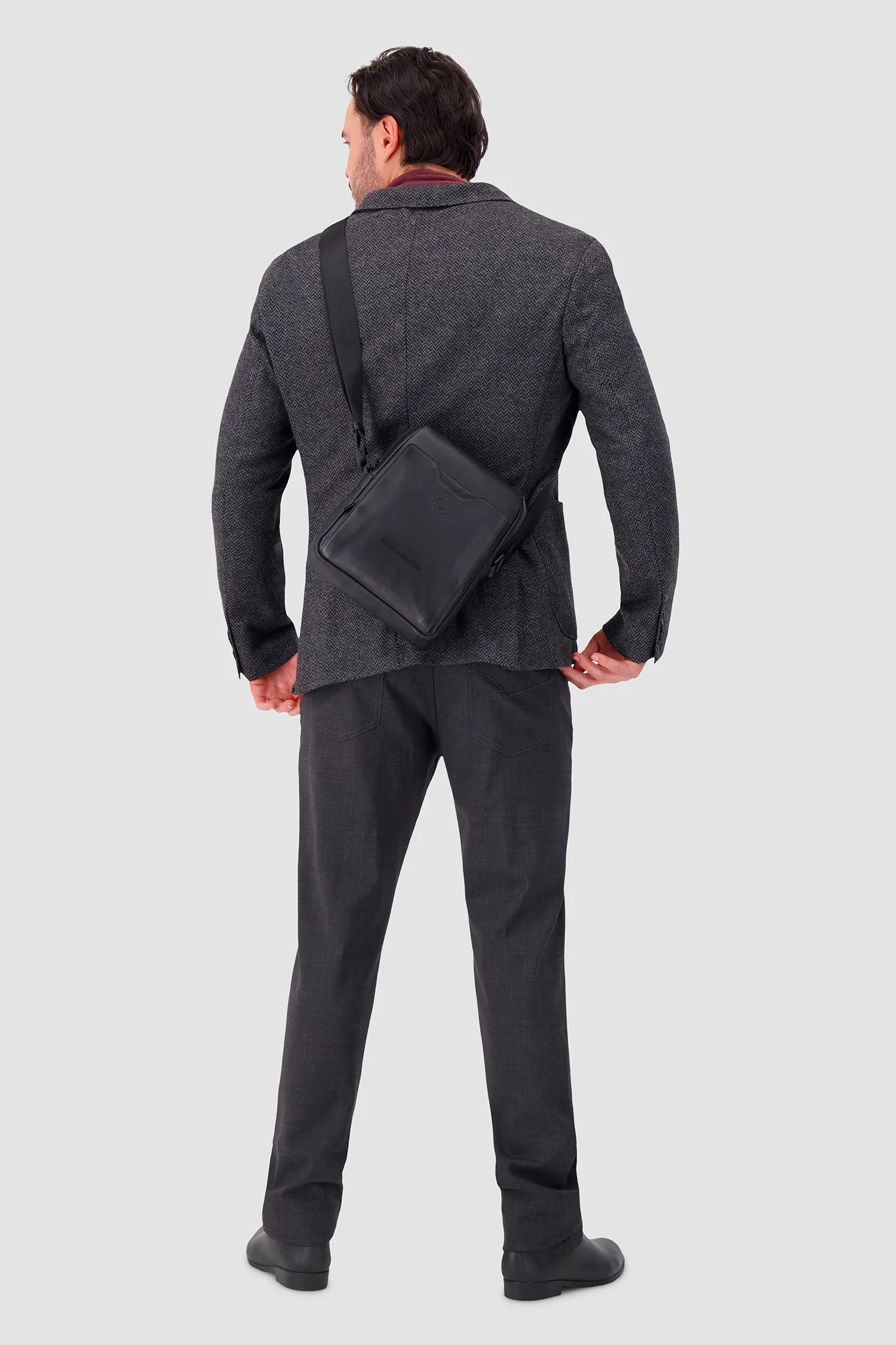 Piquadro Black Crossbody iPad Bag - Image 7