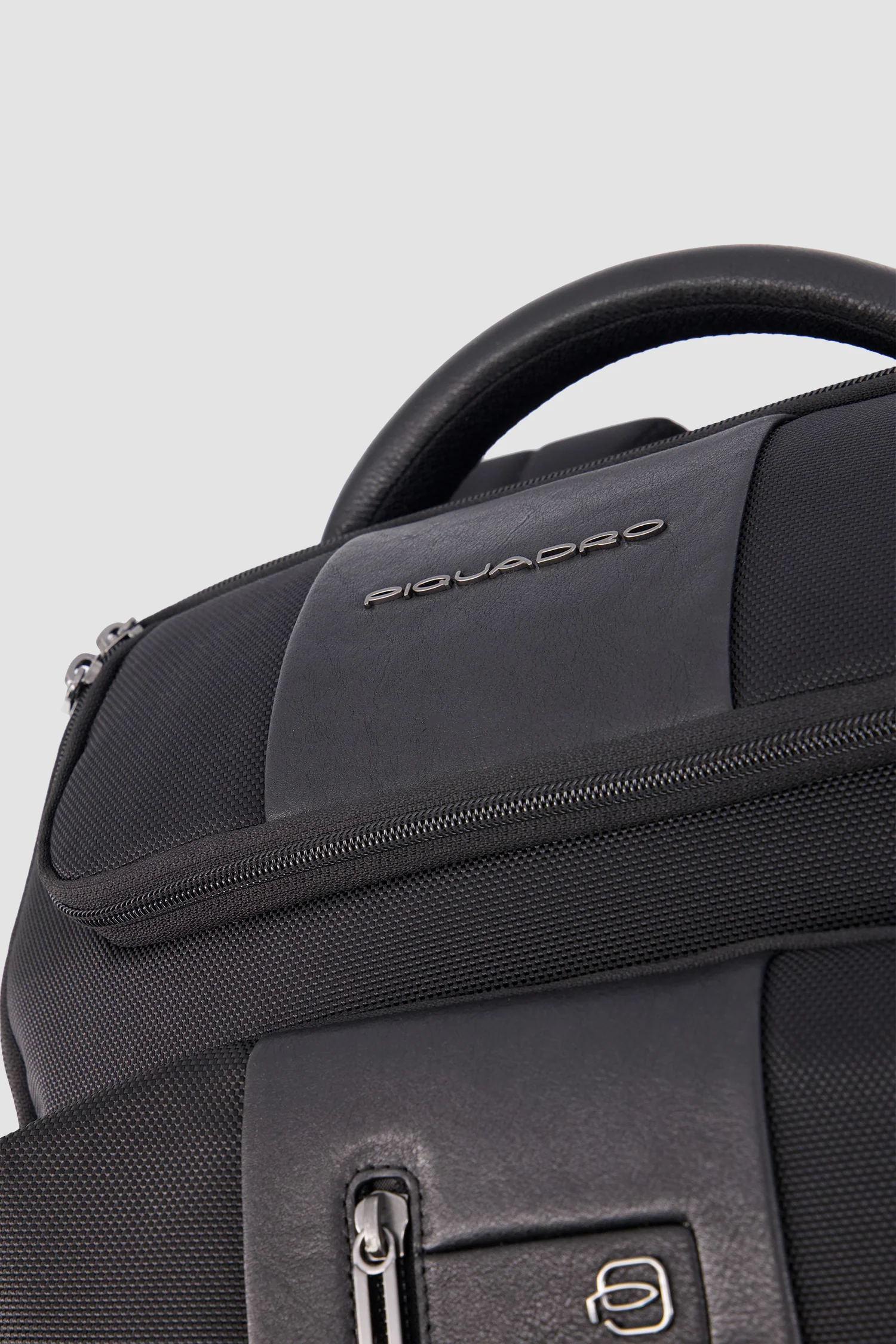 Piquadro Black Expandable Travel Laptop Backpack 15.6" - Image 7