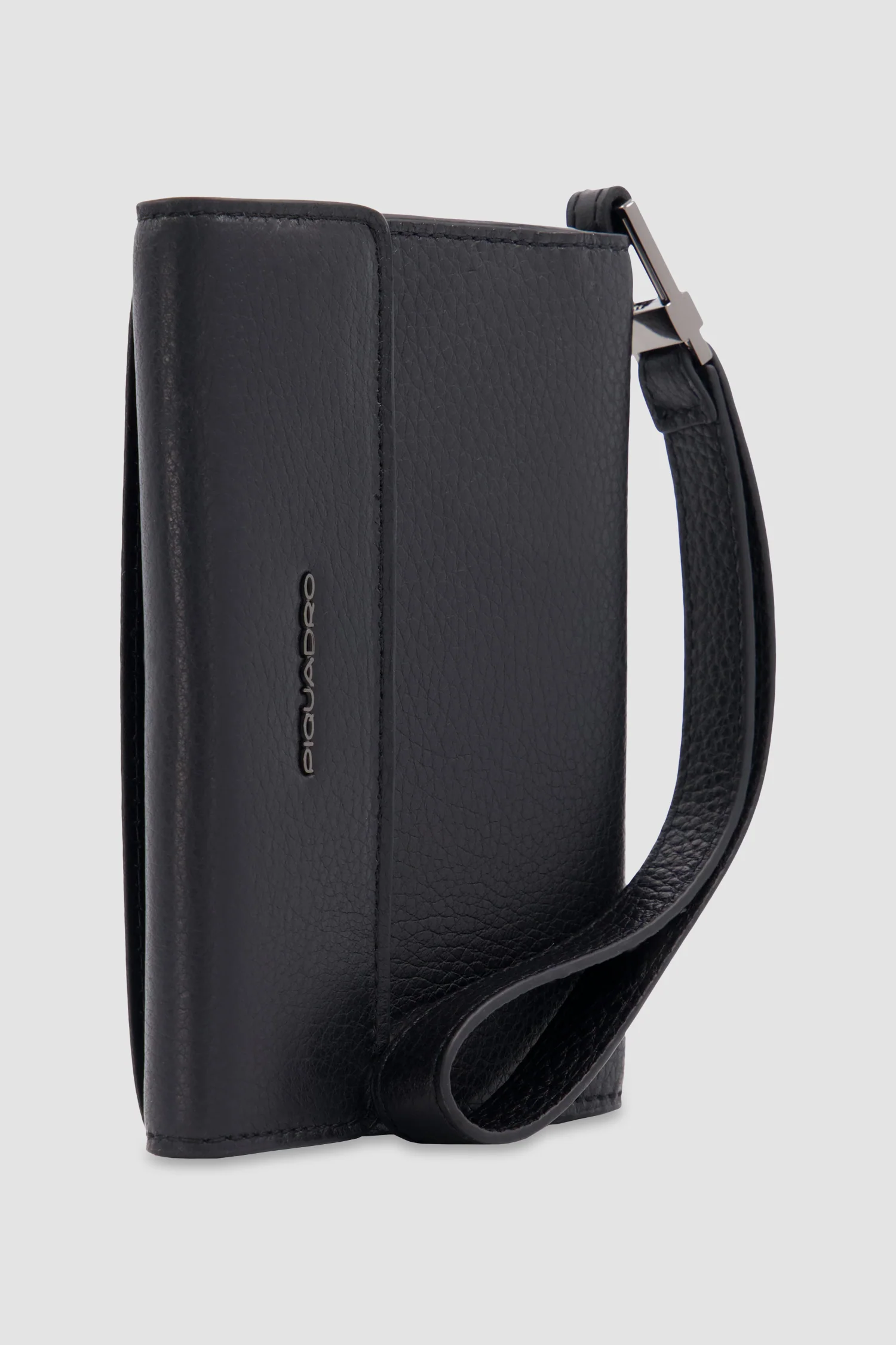 Piquadro Black Passport Holder - Image 2