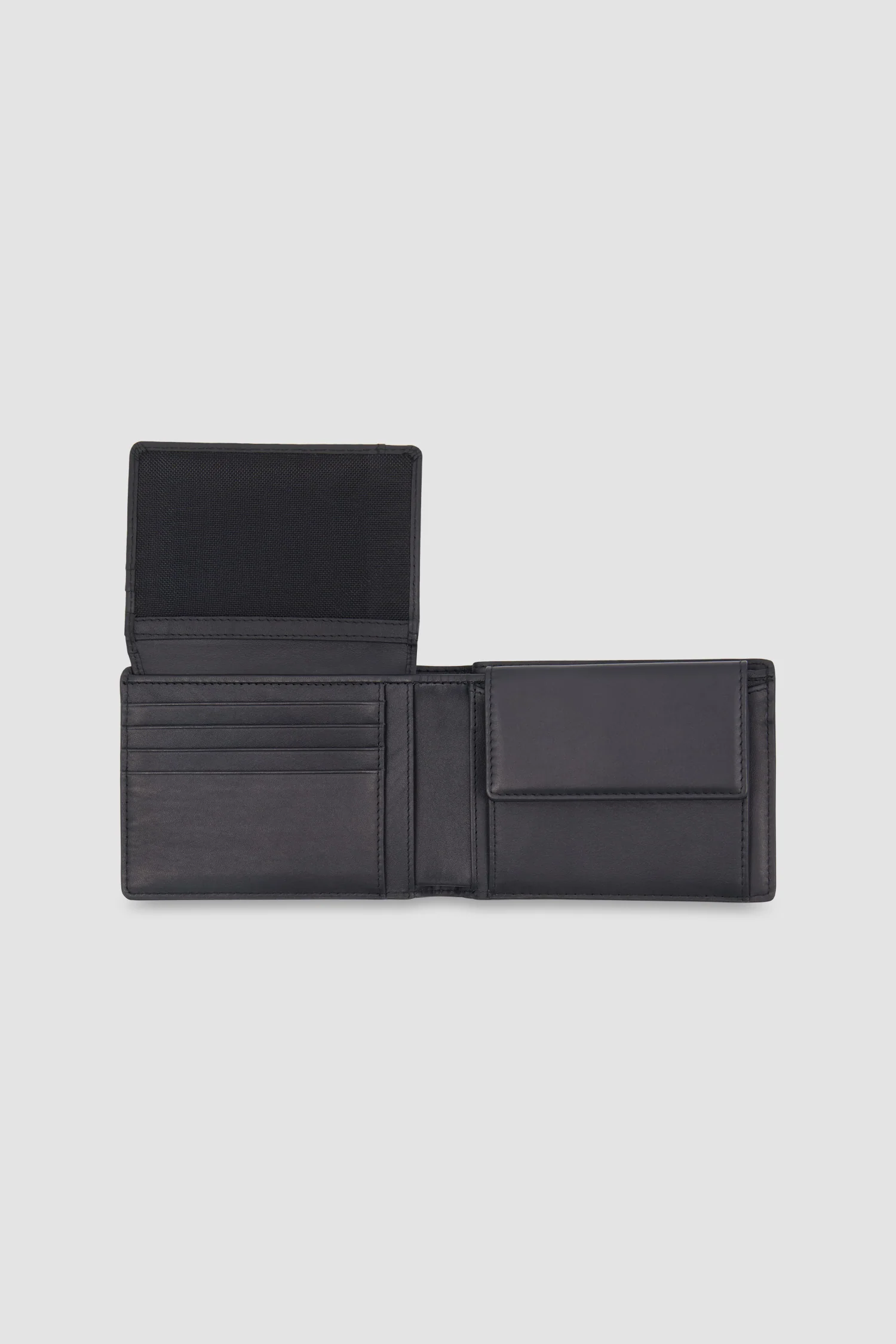 Piquadro Black Wallet - Image 4