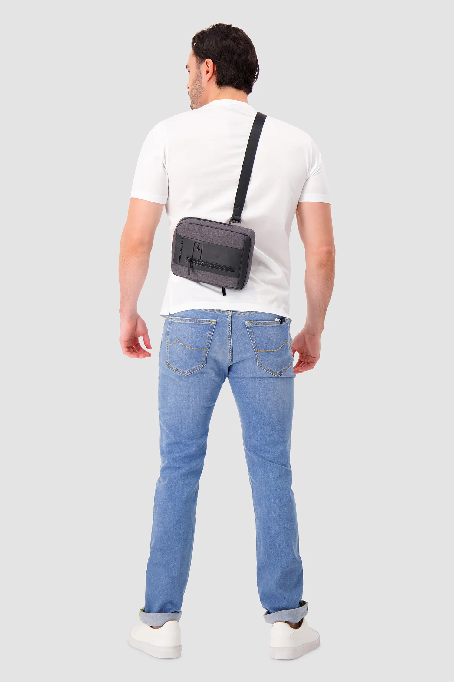 Piquadro Grey/Black Crossbody Bag - Image 9
