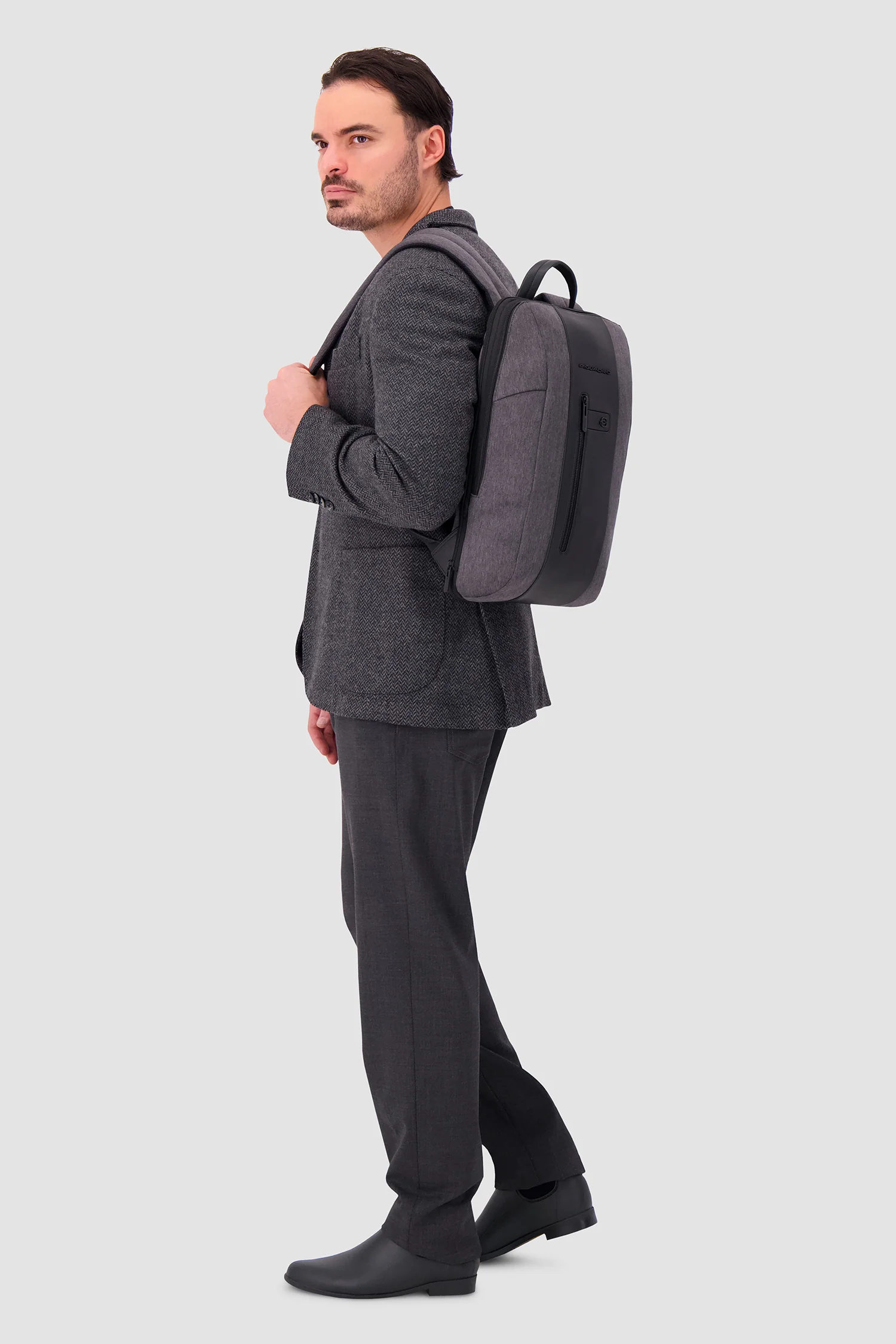 Piquadro Charcoal/Black Slim Laptop Backpack 15.6" - Image 8