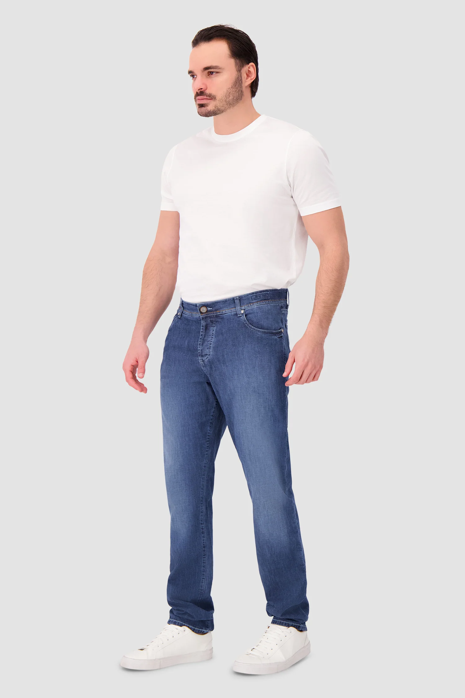 Richard J. Brown Jeans - Image 3