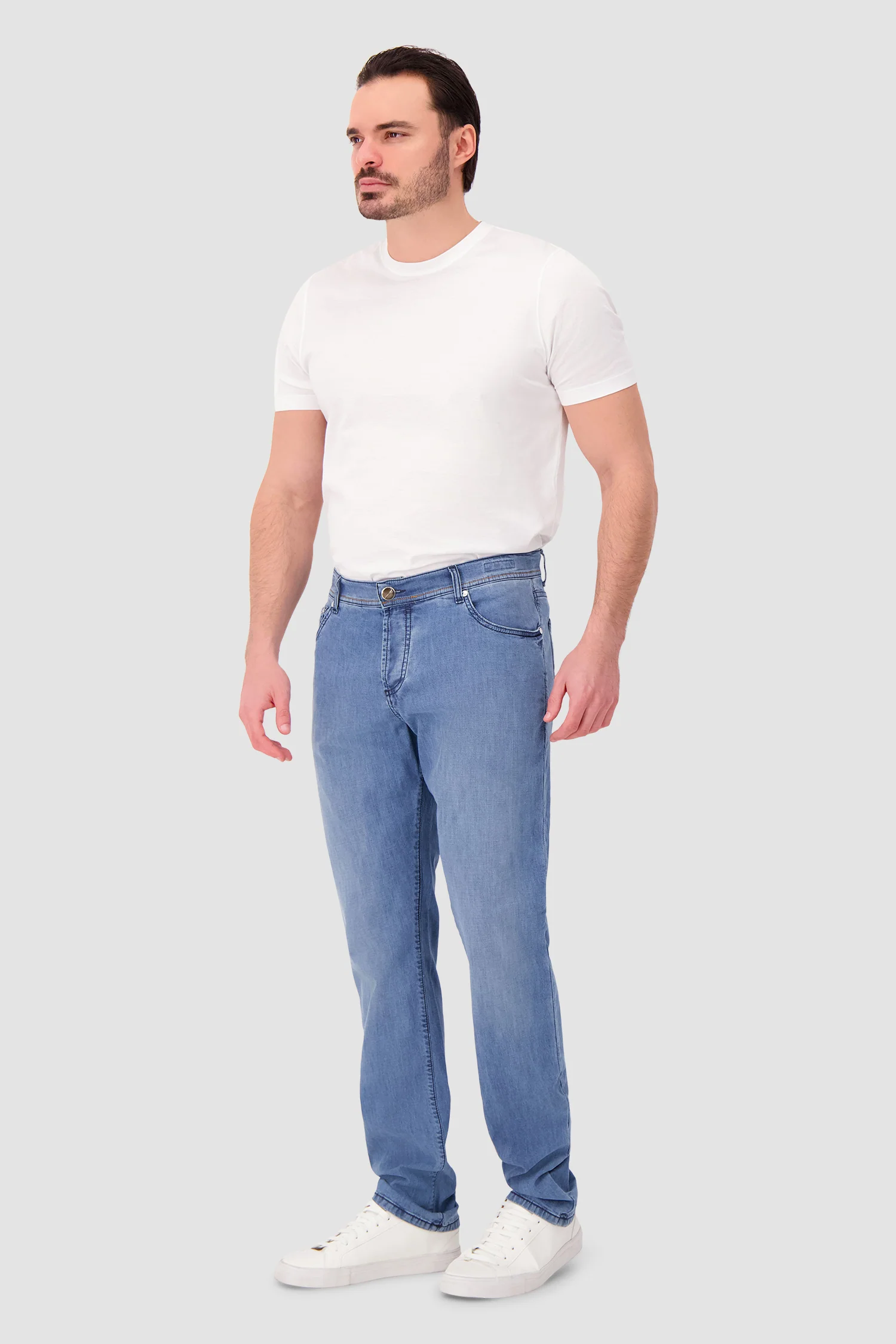 Richard J. Brown Jeans - Image 3