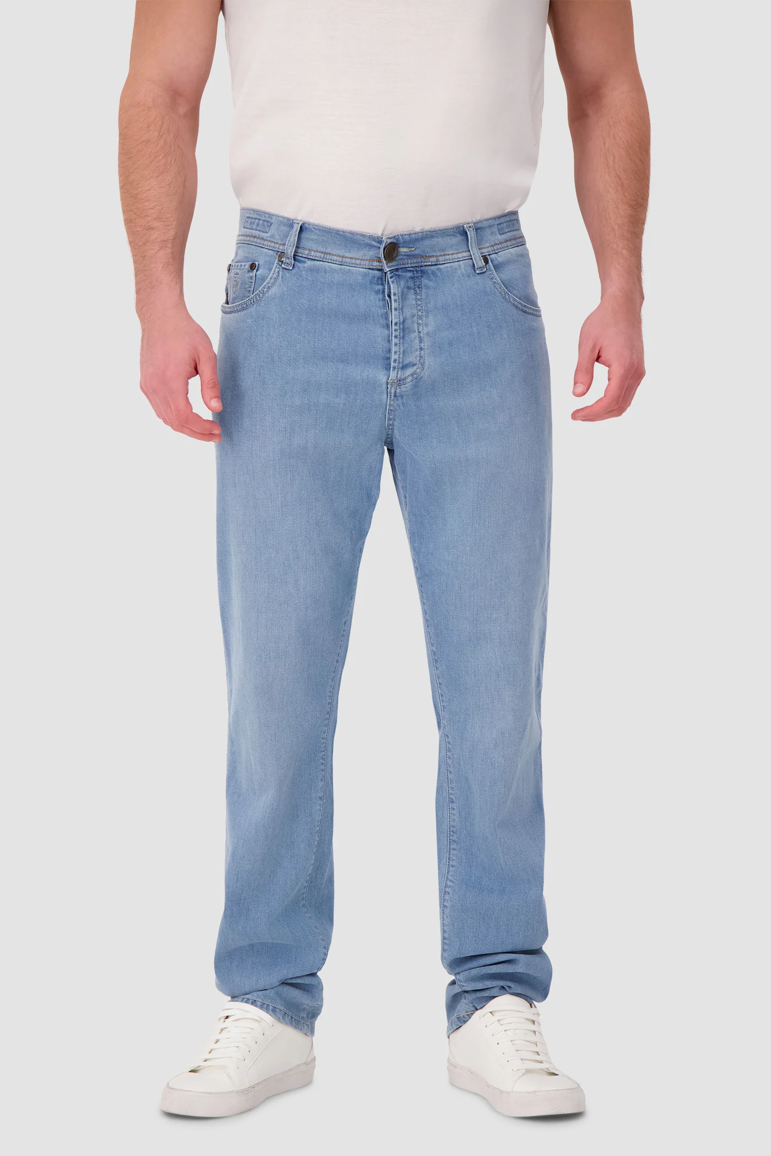 Richard J. Brown Jeans - Image 6