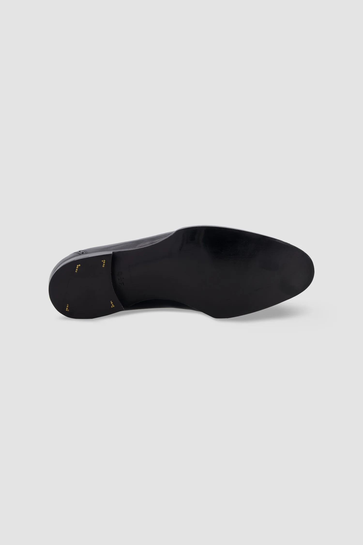 Oxford with Straight Toe Cap - Image 6