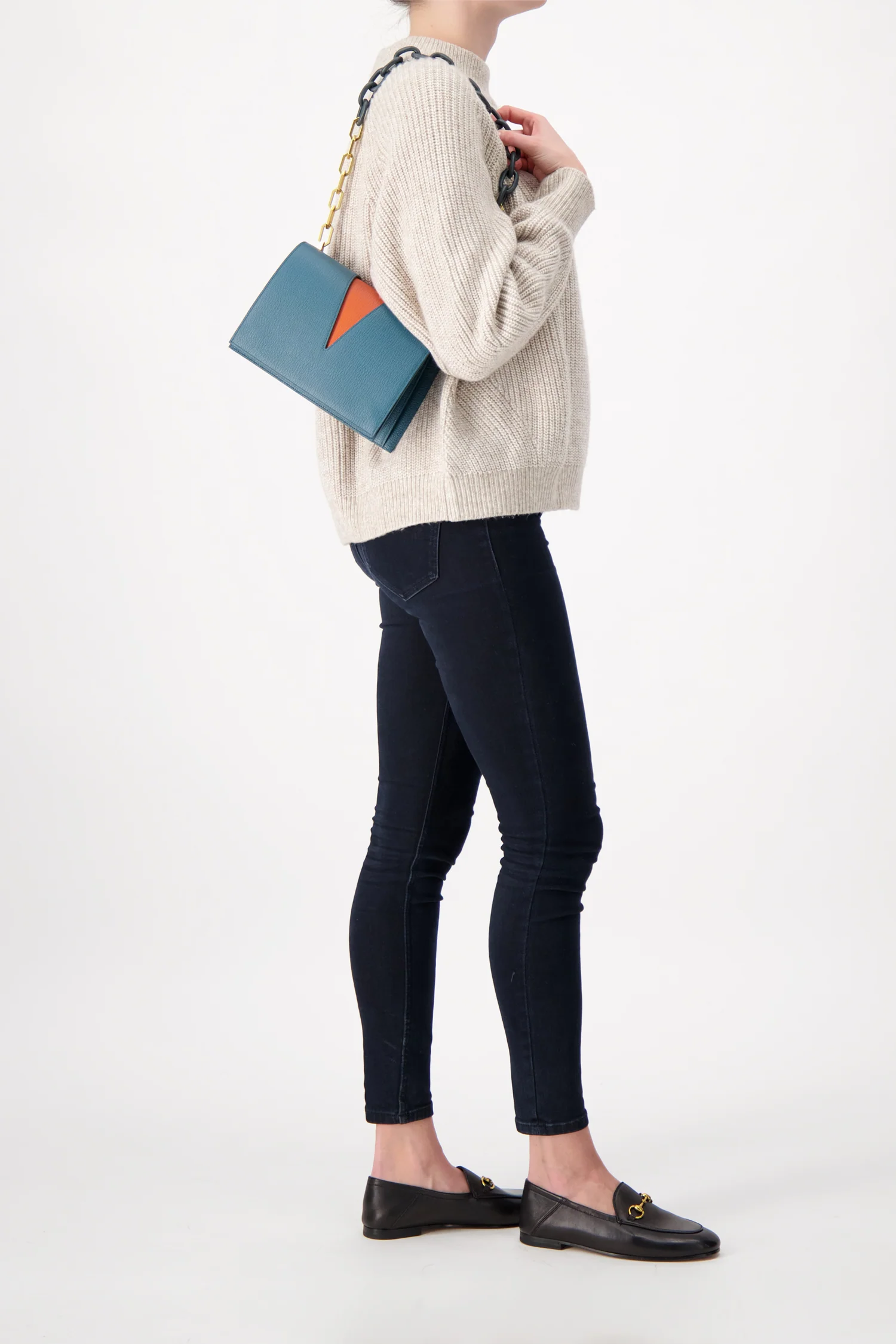 The Volon Forest V Chain Bag - Image 5