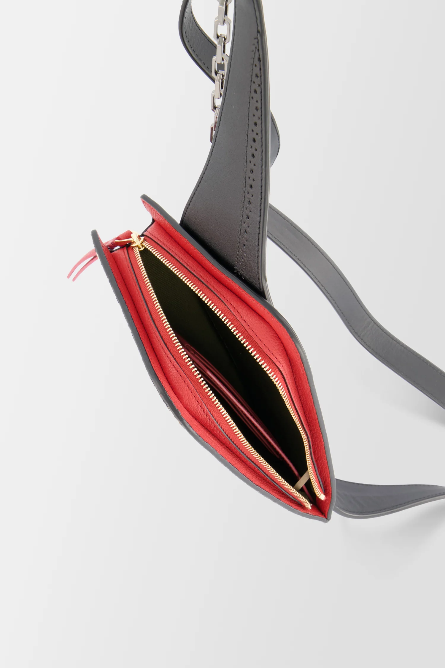 The Volon Leopard Dia Belt Bag - Image 3