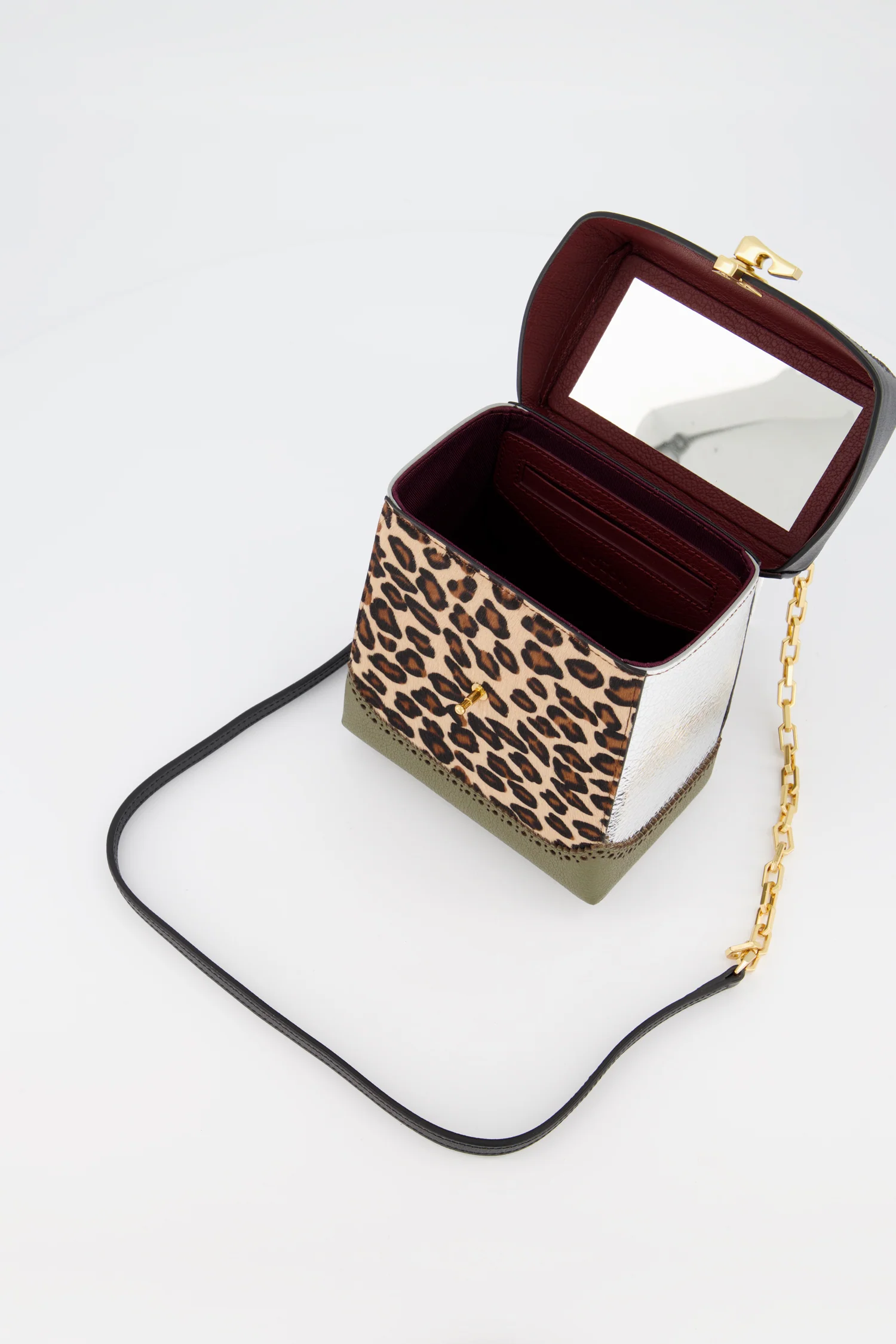 The Volon Leopard Great L. Box Alice Bag - Image 4
