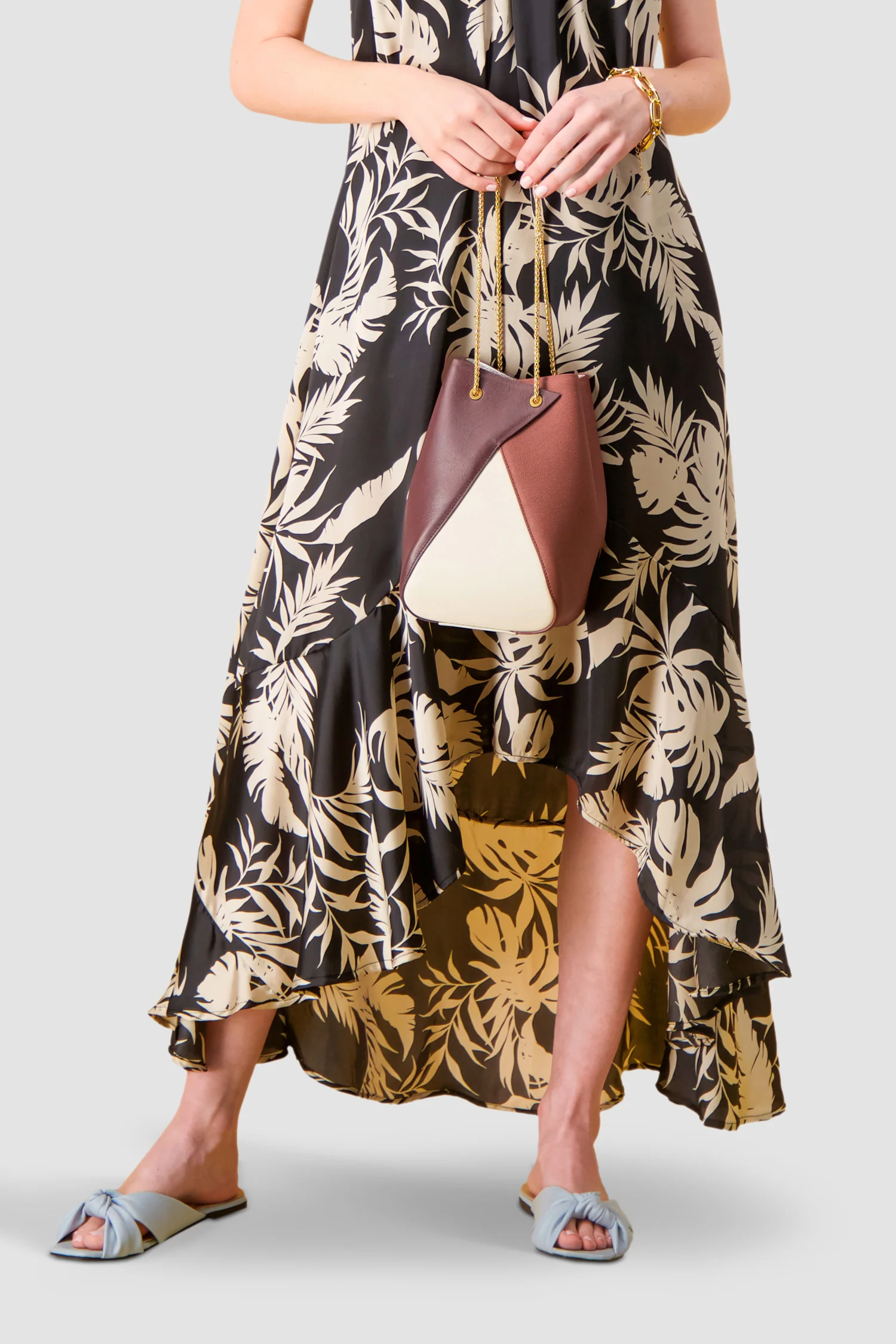 The Volon Noche Brown/Wine Mani Bucket Bag - Image 2